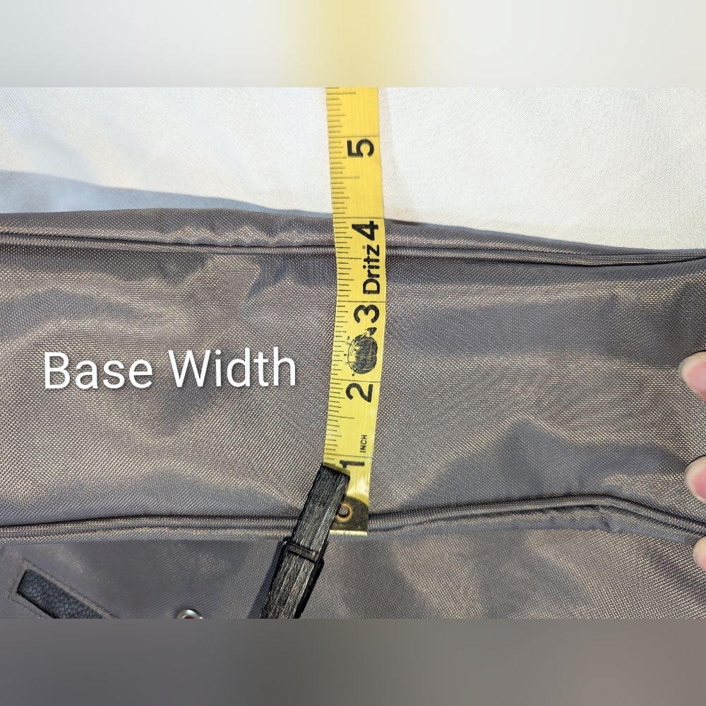 Mosey By Baggallini Convertible Shoulder Bag - Picture 12 of 16